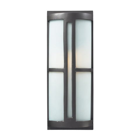 1- Light Outdoor Sconce In Graphite